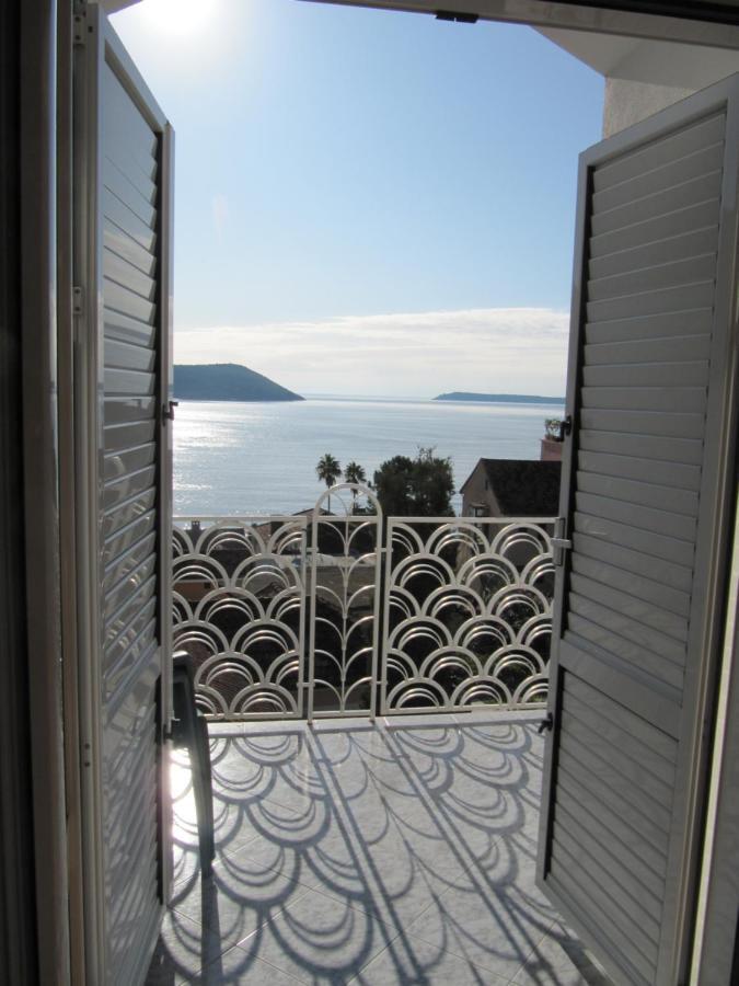 Bellavista Hotell Herceg Novi Exteriör bild